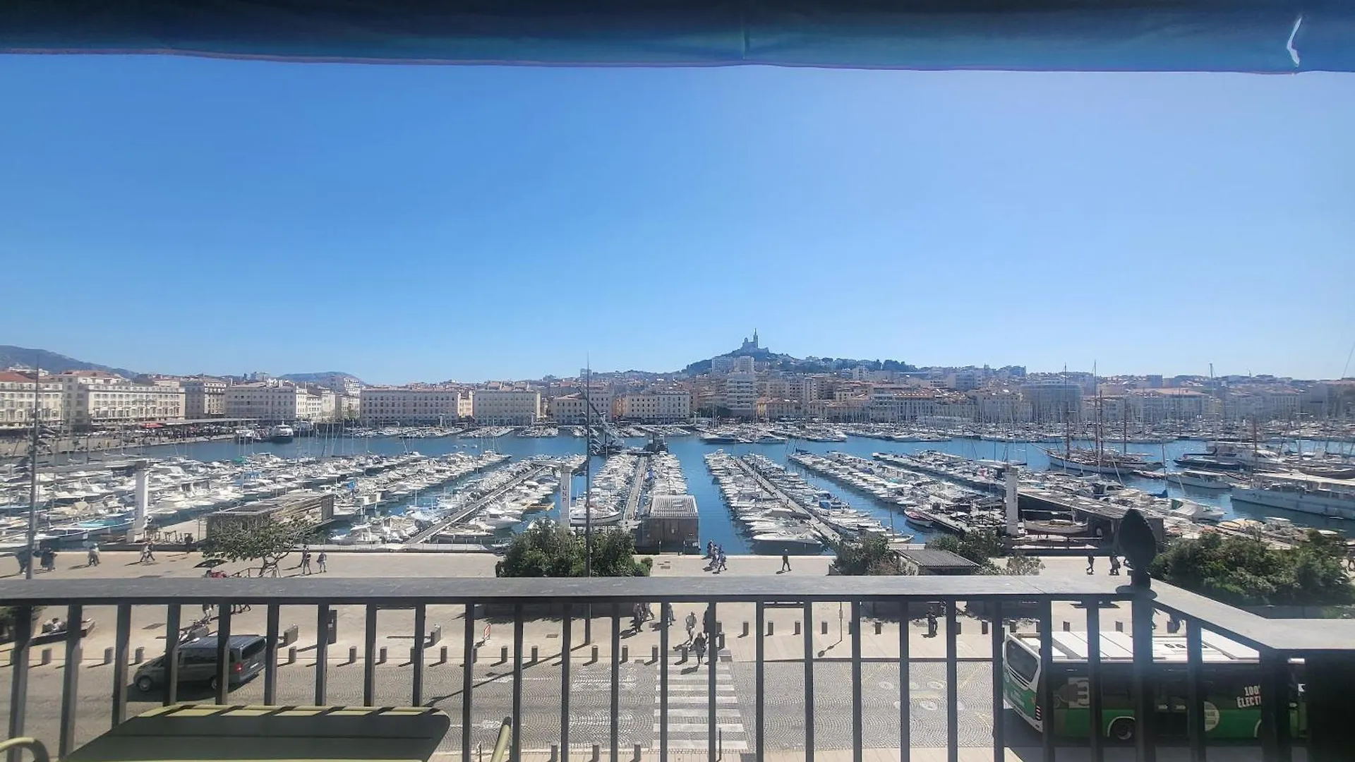 Superbe Appartement, Vue Notre Dame De La Garde, Vieux Port Marseille