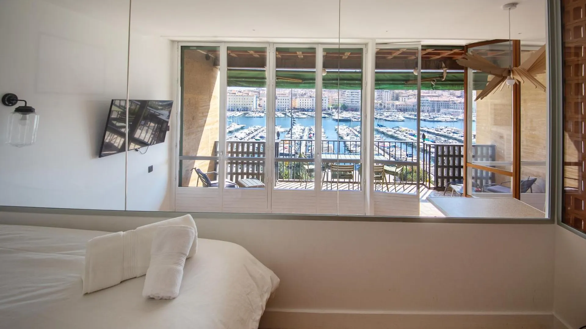 Apartment Superbe Appartement, Vue Notre Dame De La Garde, Vieux Port Marseille