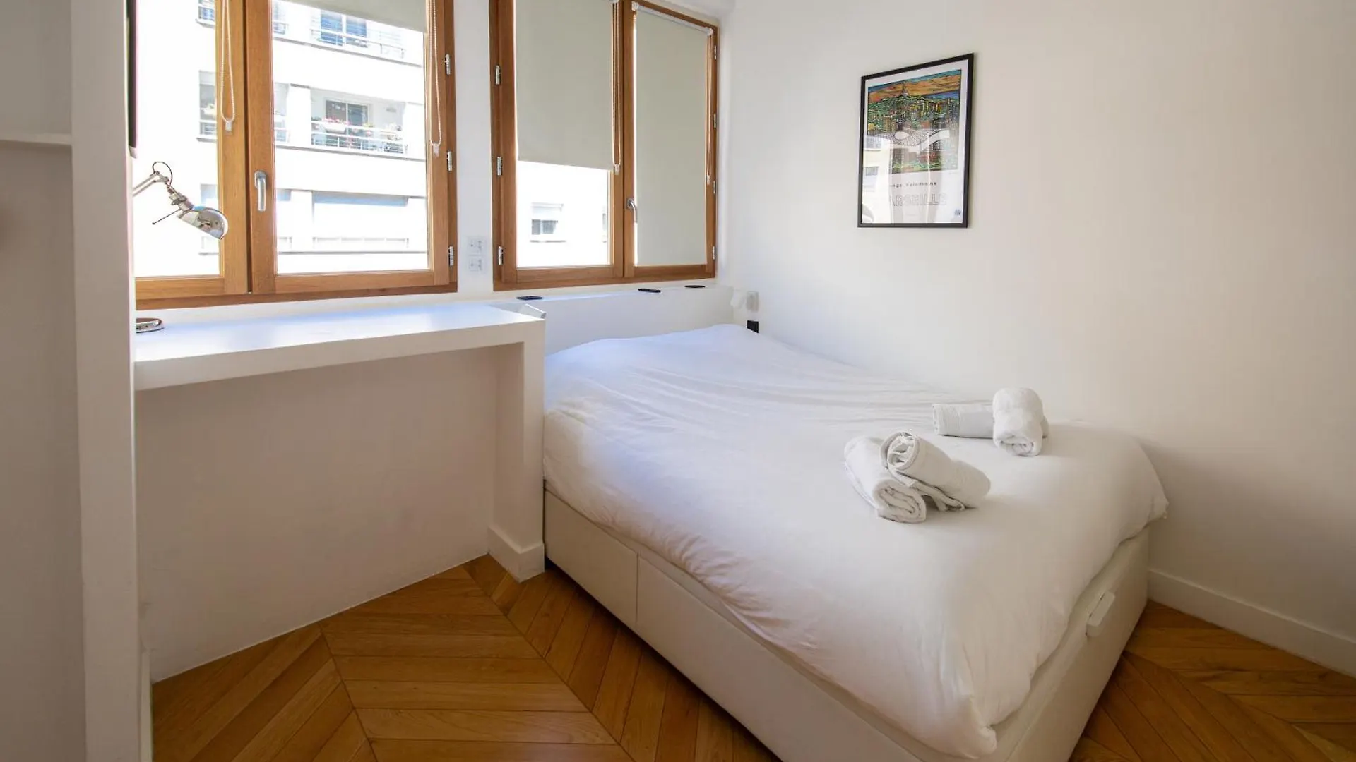 Superbe Appartement, Vue Notre Dame De La Garde, Vieux Port Marseille 0*,  France