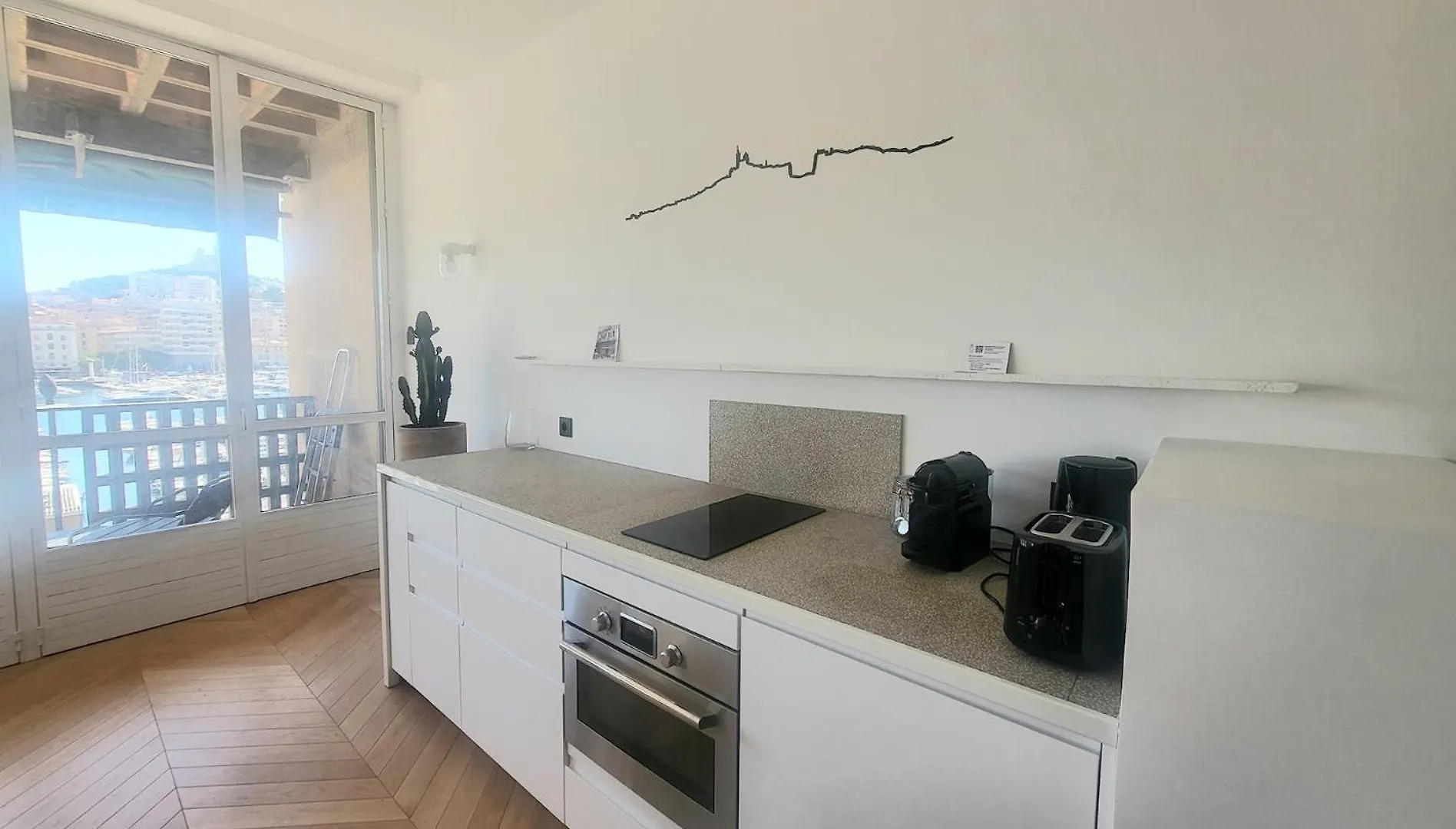 Superbe Appartement, Vue Notre Dame De La Garde, Vieux Port Marseille France
